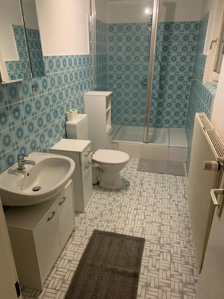 Königsfurt 19 · Wohnung 1 — Bad 1
