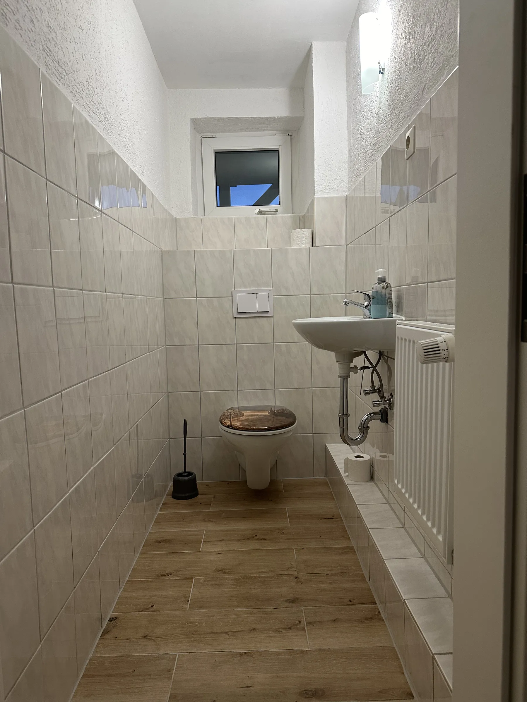 Königsfurt 19 · Wohnung 2 — Bad 1