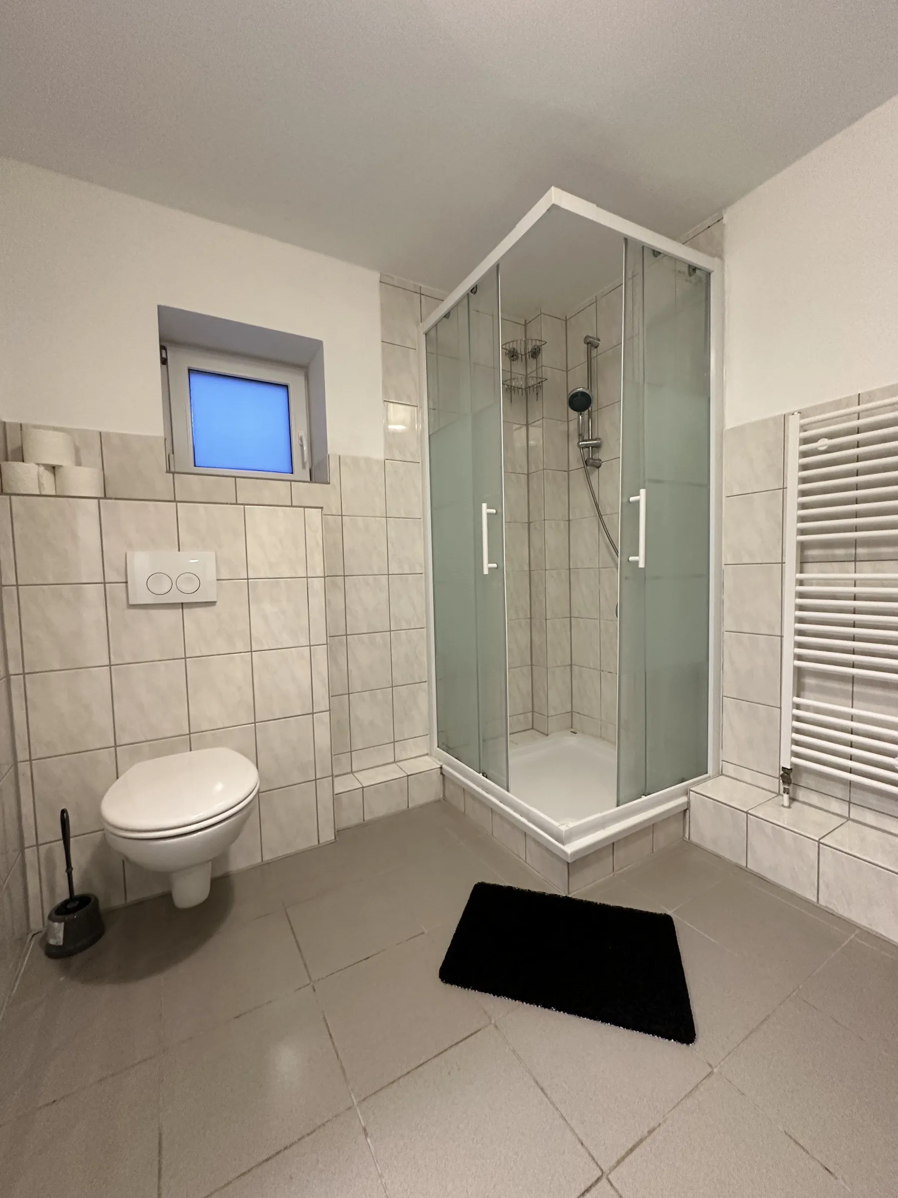 Königsfurt 19 · Wohnung 3 — Bad 1