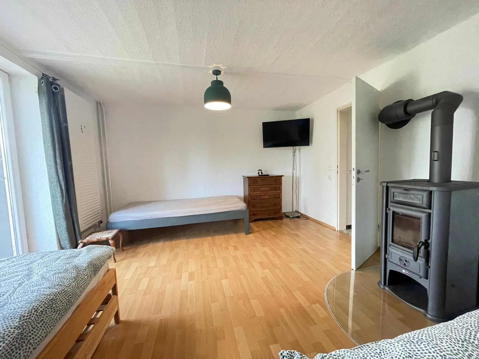Raiffeisenstraße 49 · Wohnung 1 — Schlafzimmer 2