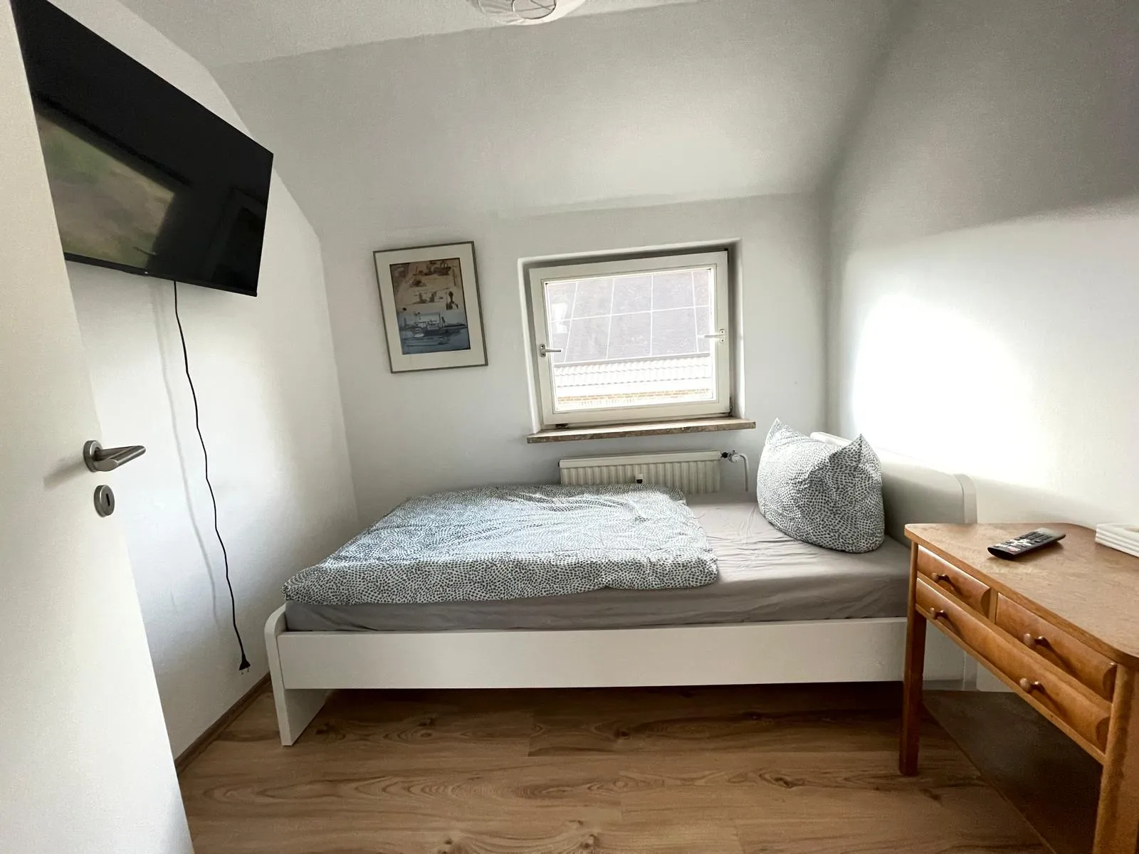 Raiffeisenstraße 49 · Wohnung 1 — Schlafzimmer 5