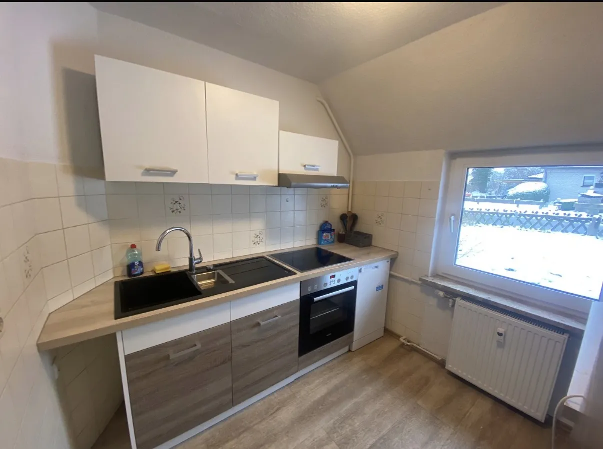 Raiffeisenstraße 49 · Wohnung 2 — Küche 2