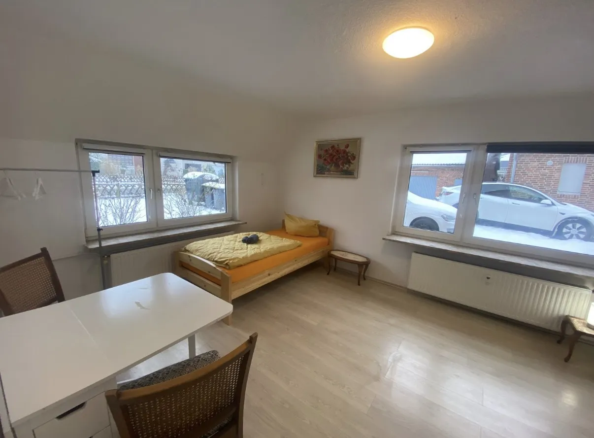 Raiffeisenstraße 49 · Wohnung 2 — Schlafzimmer 4